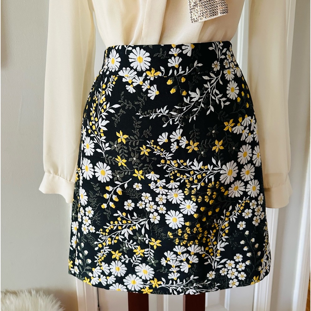 LOFT by Ann Taylor Floral Mini Skirt